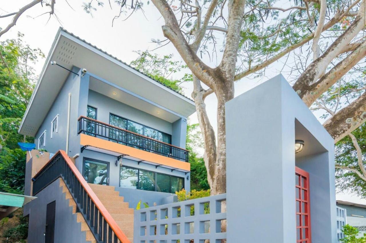 Koh Sirey Beachfront Pool Villa Phuket Екстериор снимка