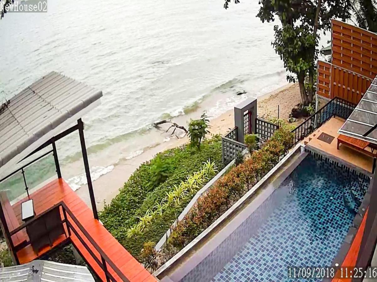 Koh Sirey Beachfront Pool Villa Phuket Екстериор снимка