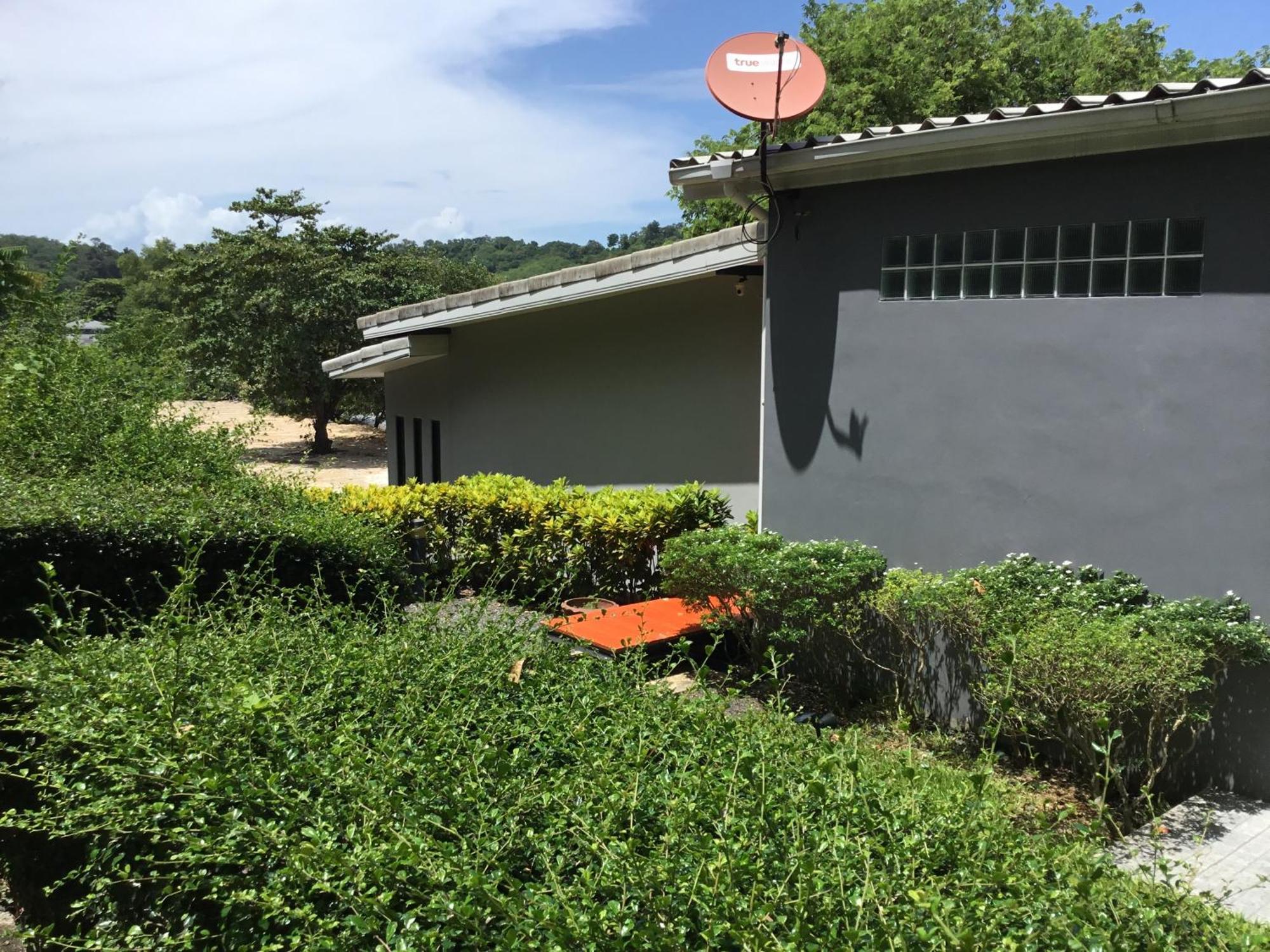 Koh Sirey Beachfront Pool Villa Phuket Екстериор снимка