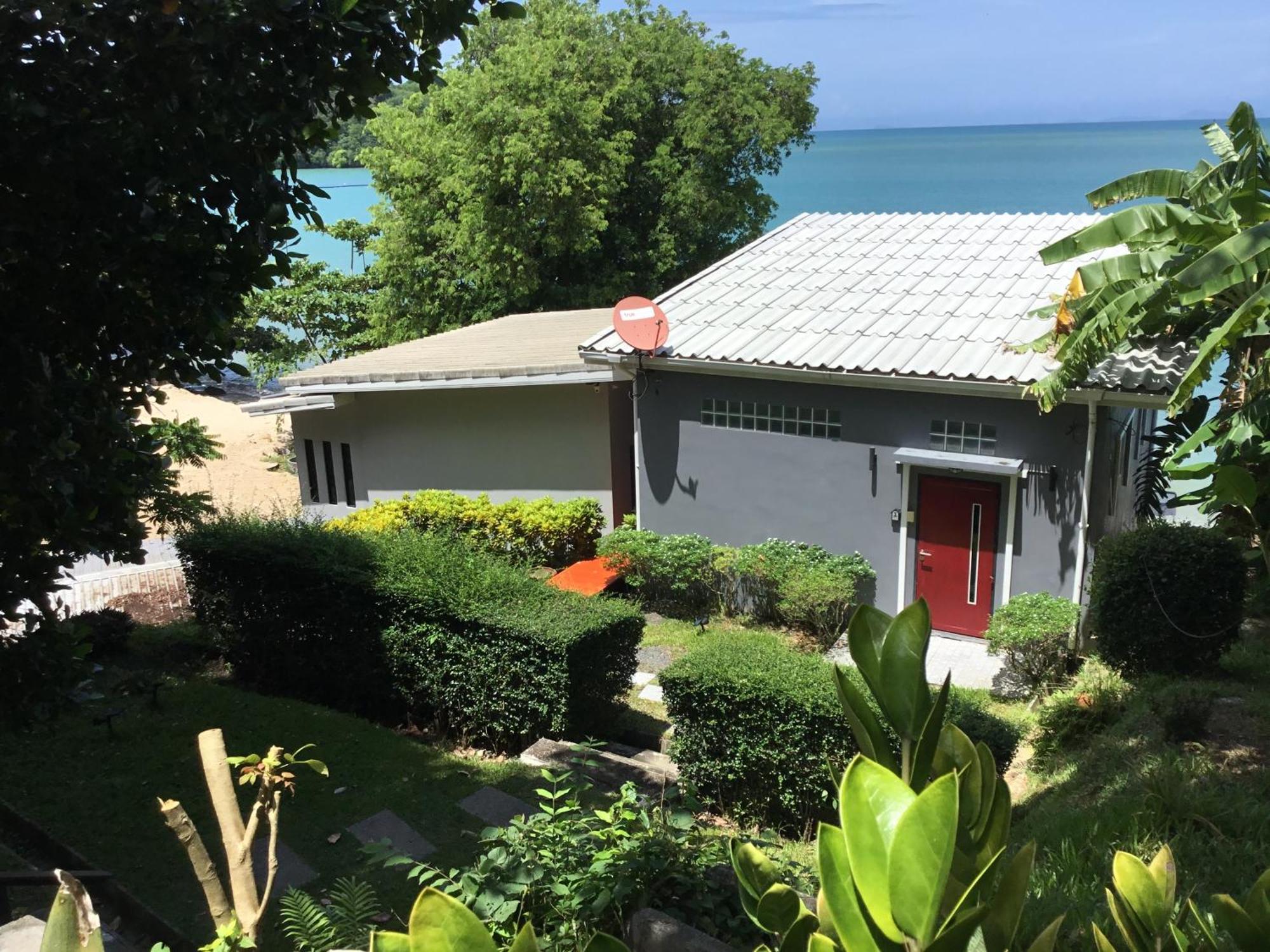 Koh Sirey Beachfront Pool Villa Phuket Екстериор снимка