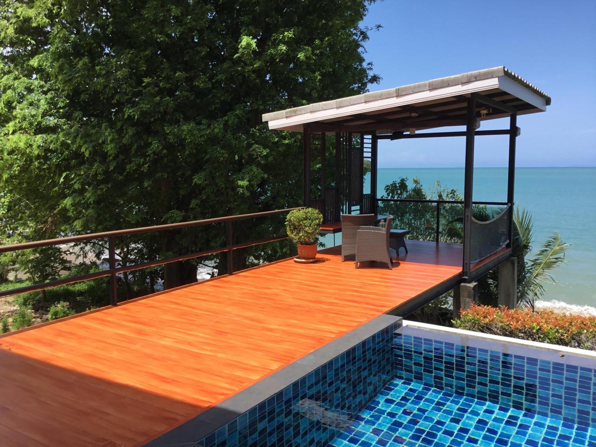 Koh Sirey Beachfront Pool Villa Phuket Екстериор снимка